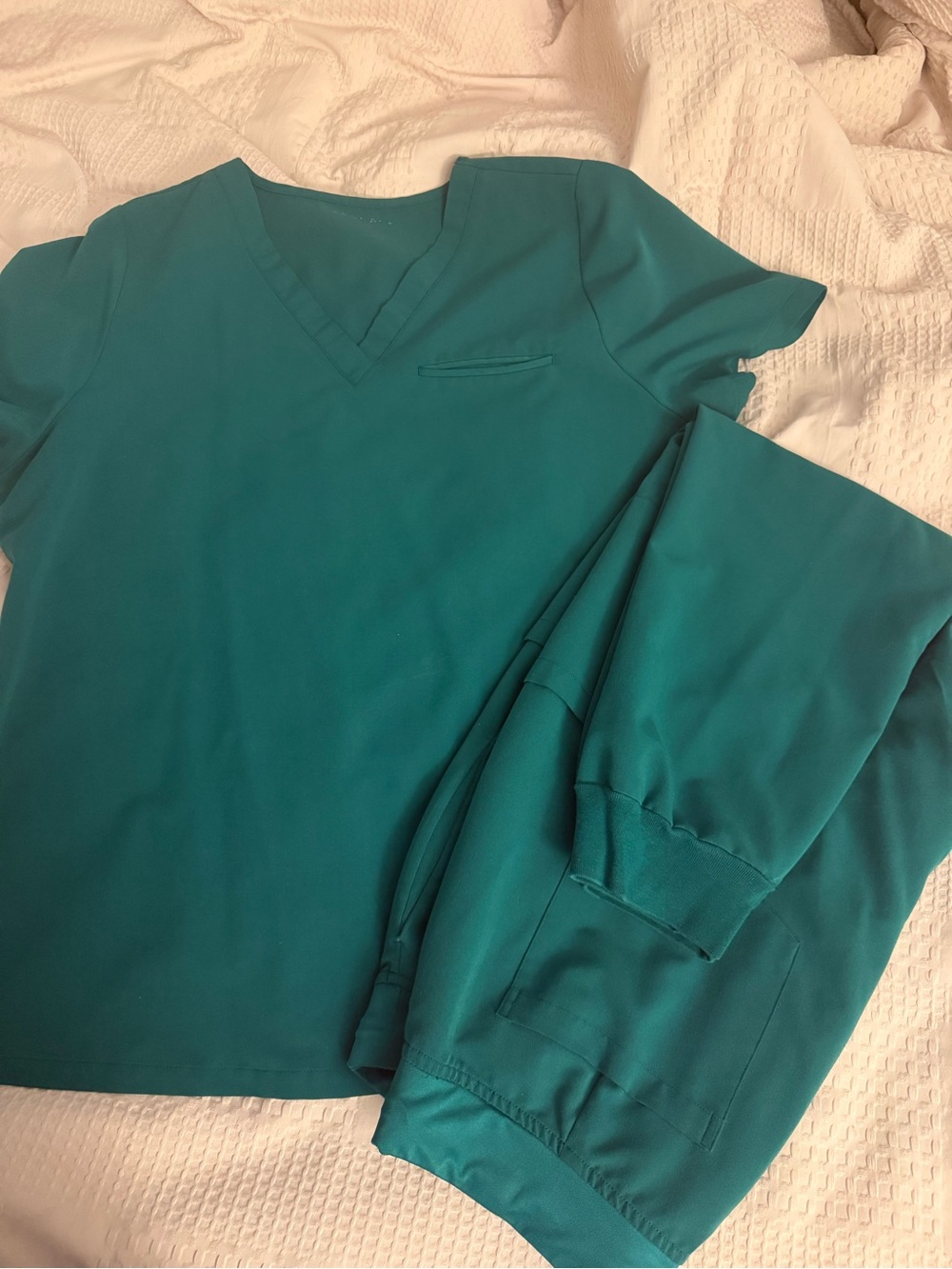 Teal Women's V-Neck Scrub Set - Unbranded